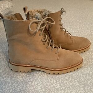 NWOBox Banana Republic Tan Suede Faux Fleece Lined Combat Boots 9